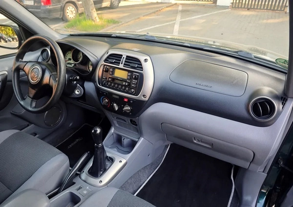 Toyota RAV4 cena 19900 przebieg: 248000, rok produkcji 2002 z Wągrowiec małe 529